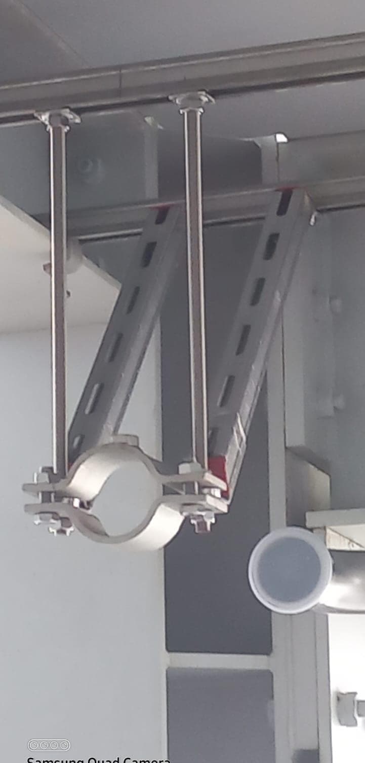 Cevne podpore in nosilci po meri